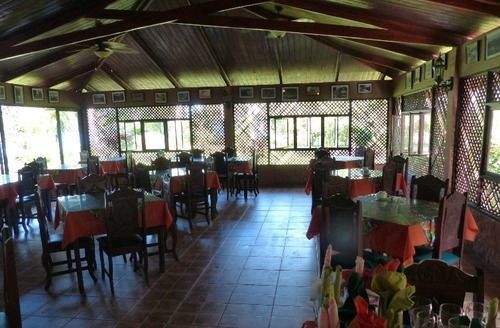 Miss Junies Lodge Tortuguero Bagian luar foto